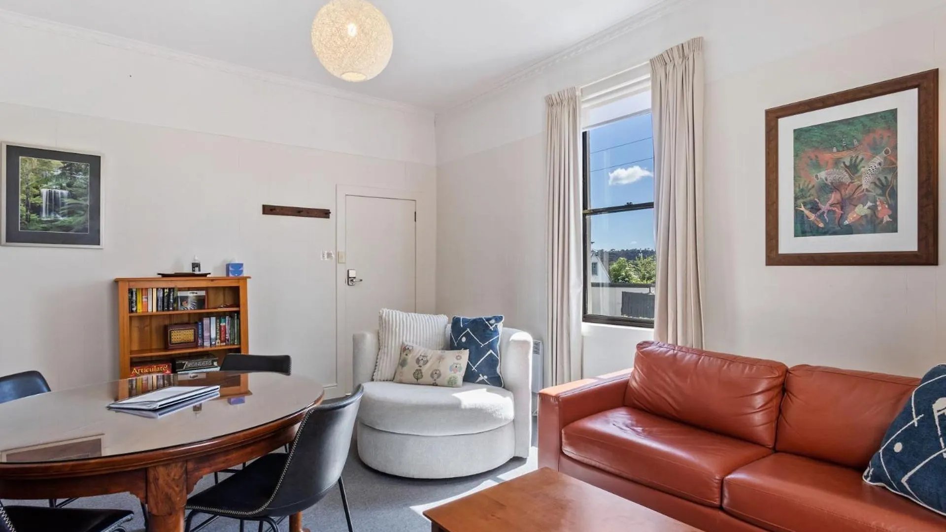 Sir Tom Inner City Living With Off Street Parking Hobart